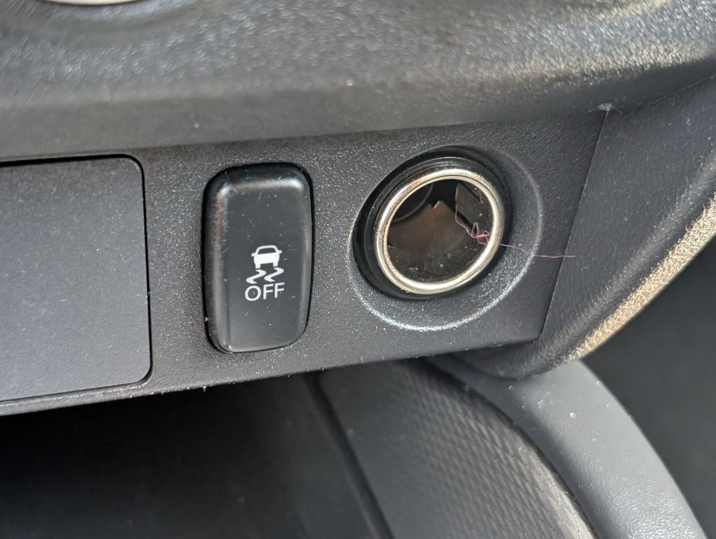 2024 Mitsubishi Outlander - $22,000