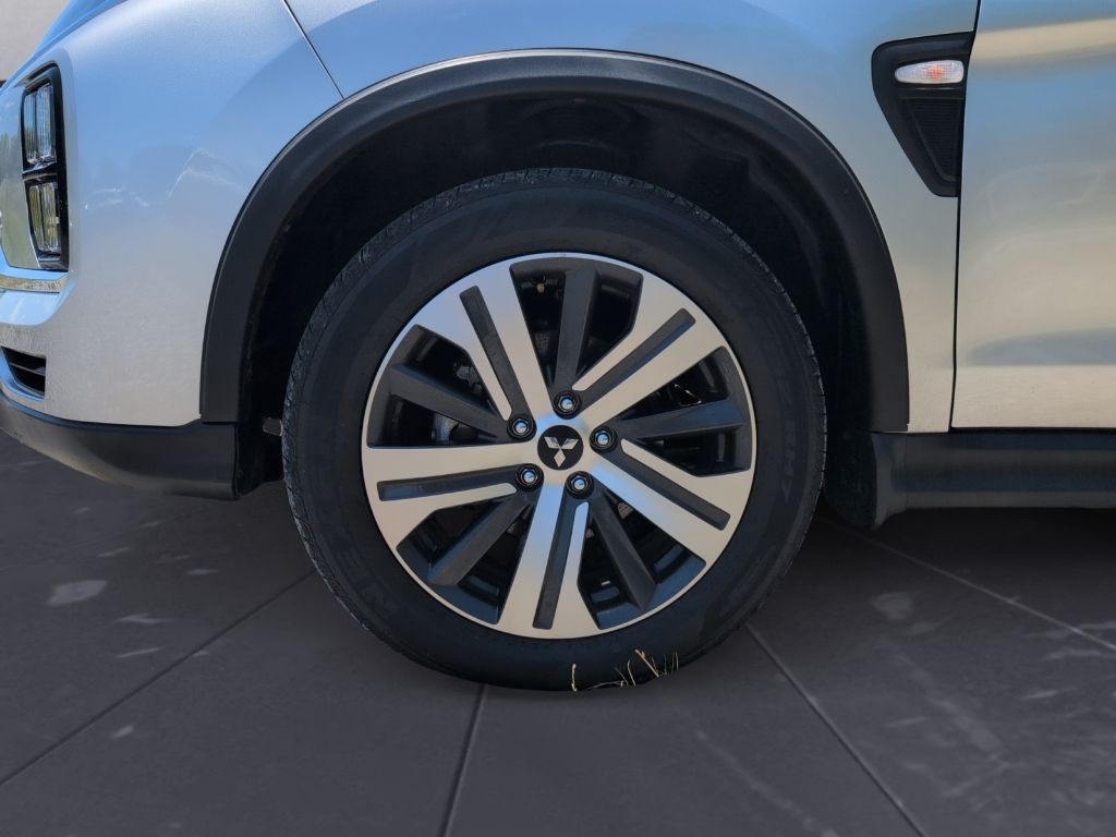 2024 Mitsubishi Outlander - $22,000