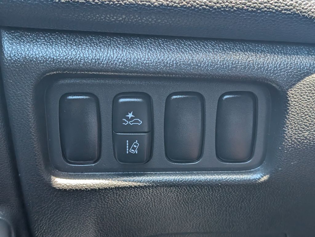 2024 Mitsubishi Outlander - $22,000