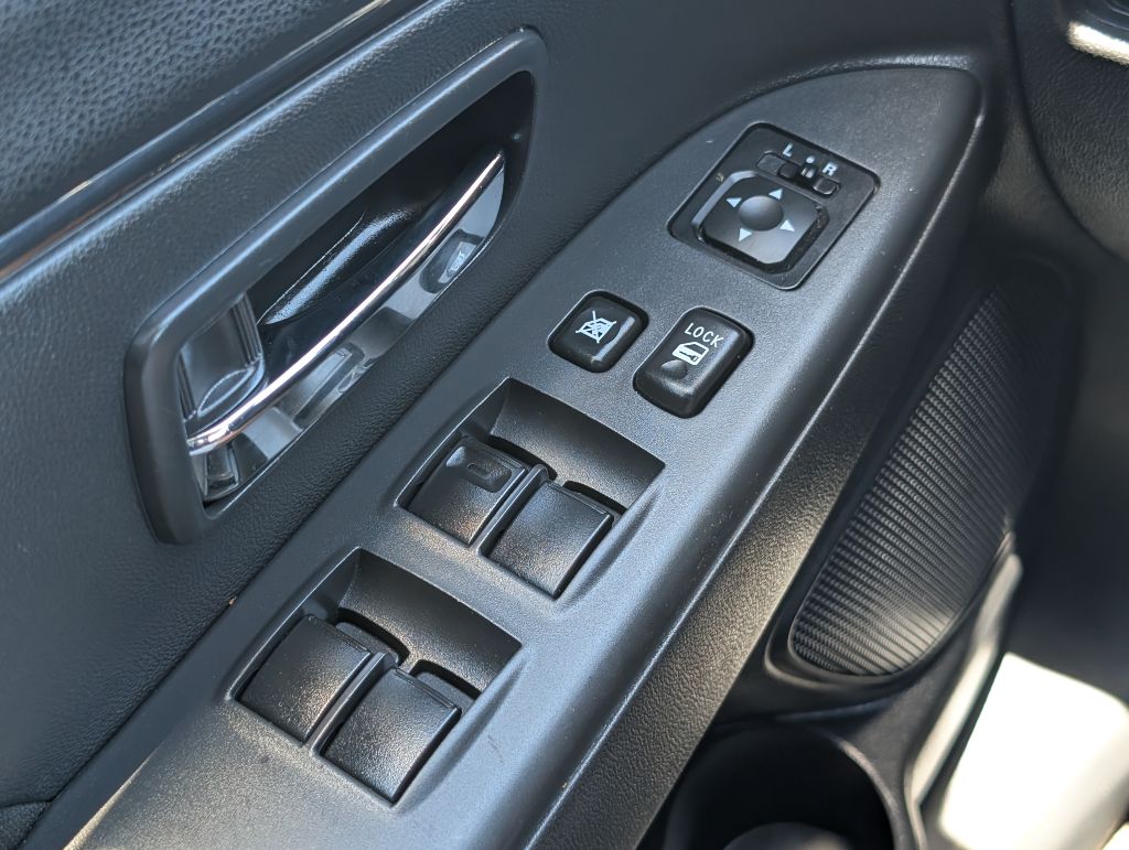 2024 Mitsubishi Outlander - $22,000