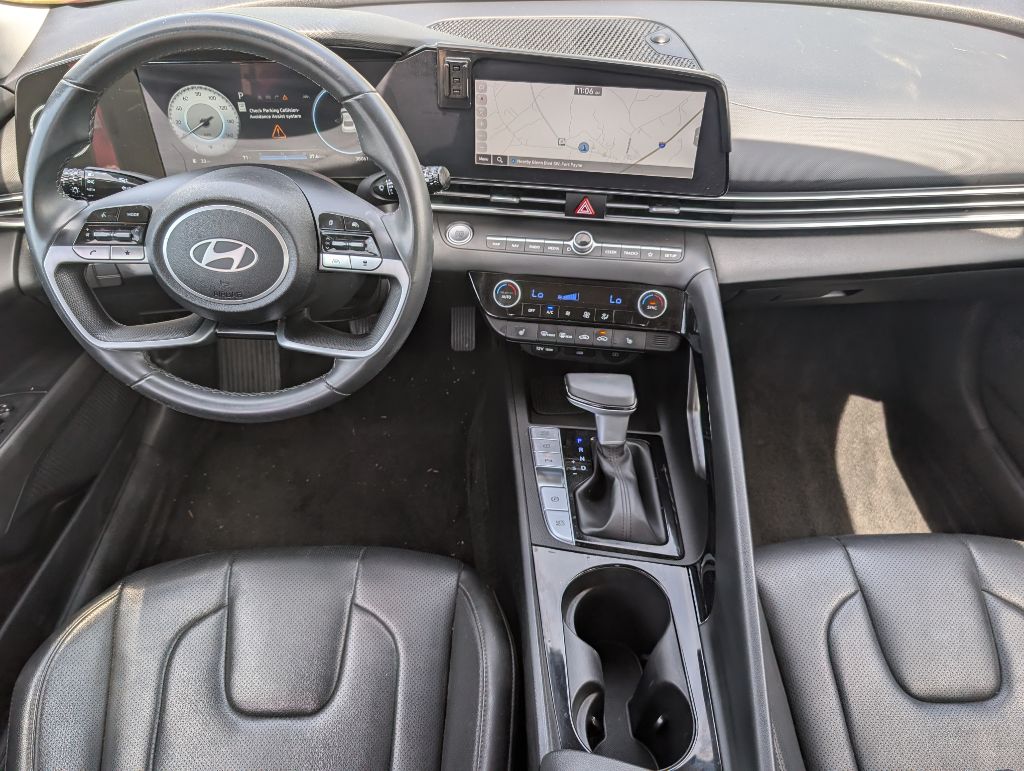 2024 Hyundai Elantra - $25,000