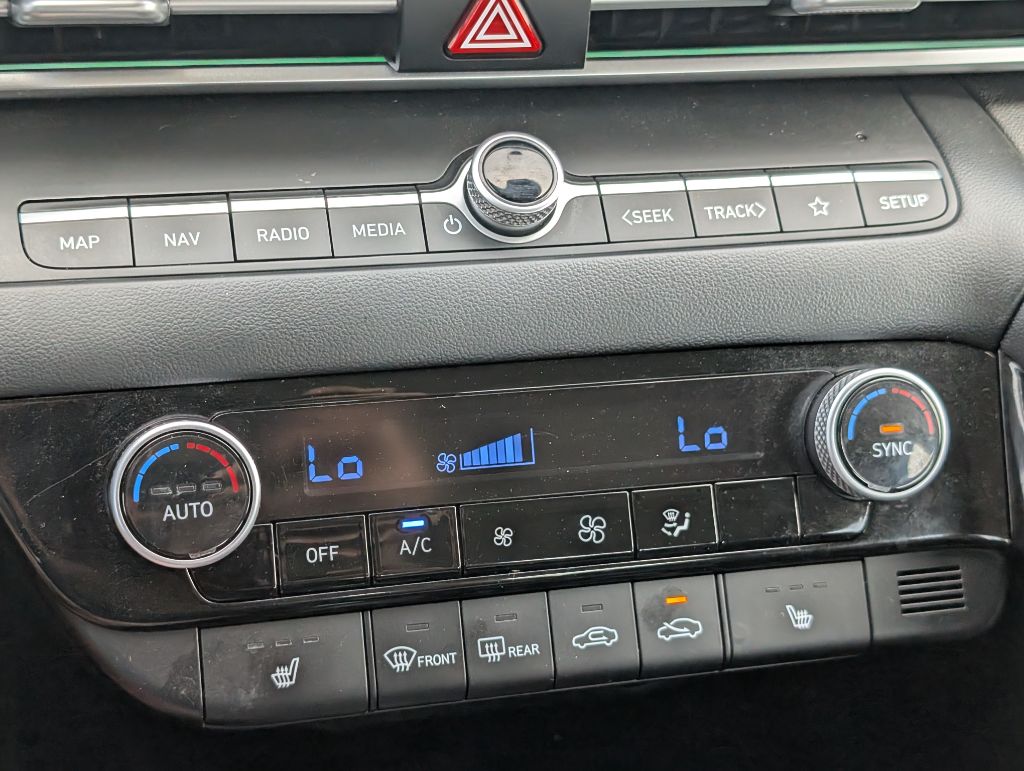 2024 Hyundai Elantra - $25,000