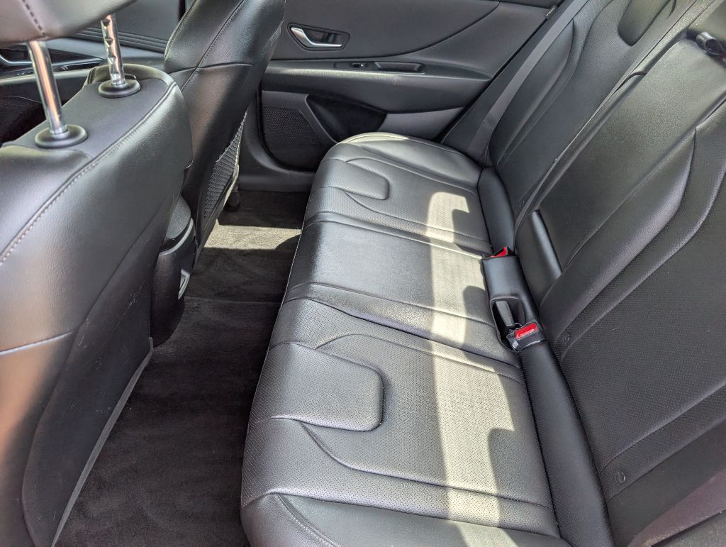 2024 Hyundai Elantra - $25,000
