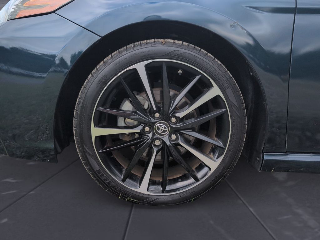 2019 Toyota Camry - $27,500