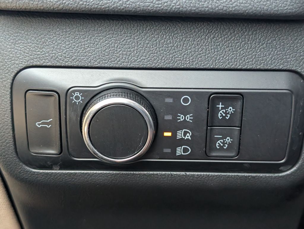 2023 Ford Escape - $18,000