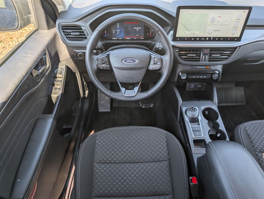 2023 Ford Escape - $18,000