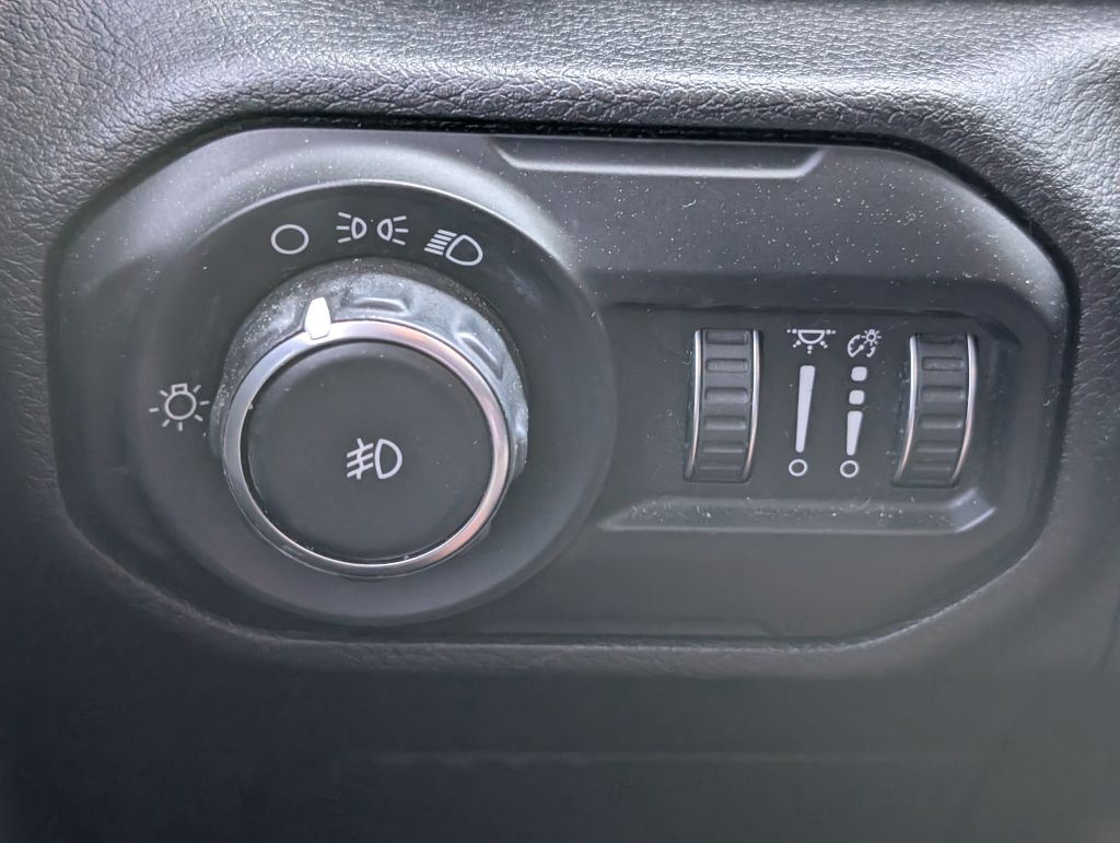 2018 Jeep Wrangler - $23,000
