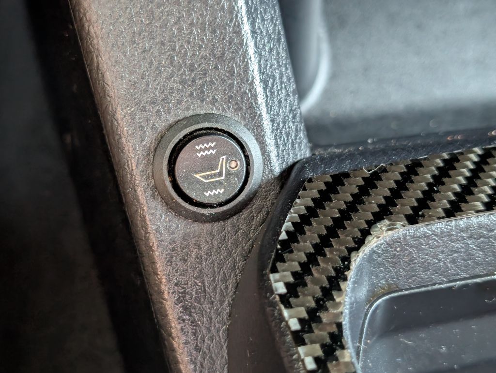 2020 Toyota Tacoma - $32,000