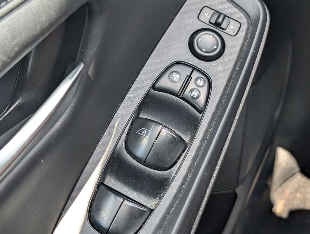 2023 Nissan Sentra - $17,000