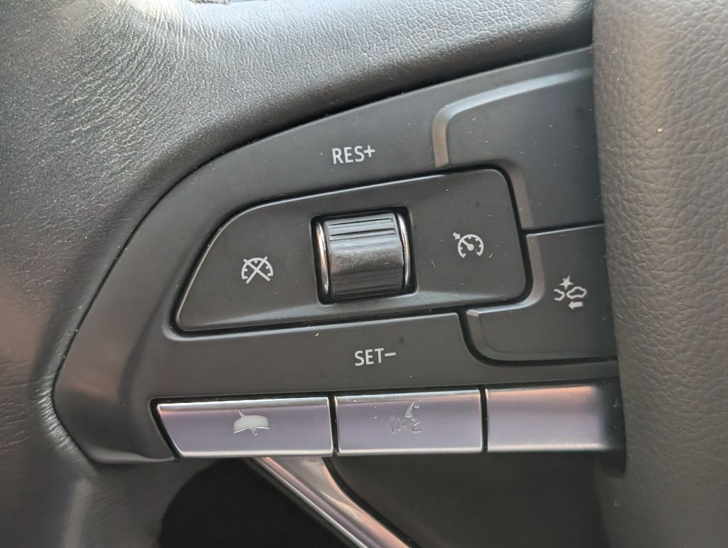 2022 Cadillac XT6 - $29,400