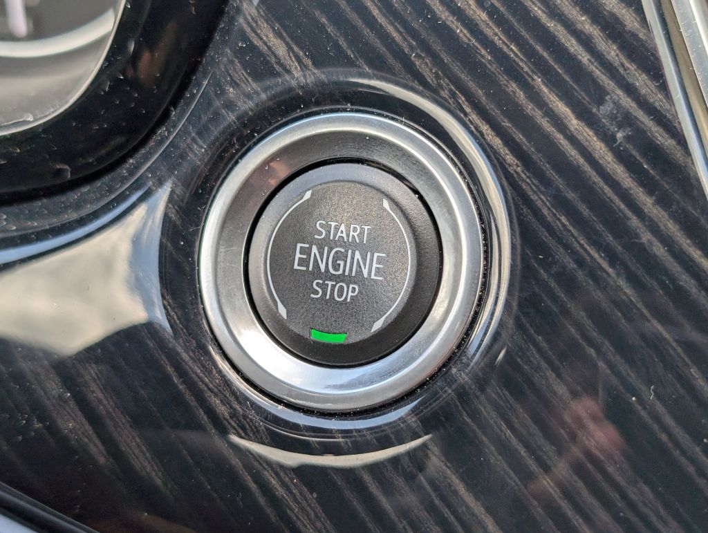 2024 Cadillac XT6 - $45,990