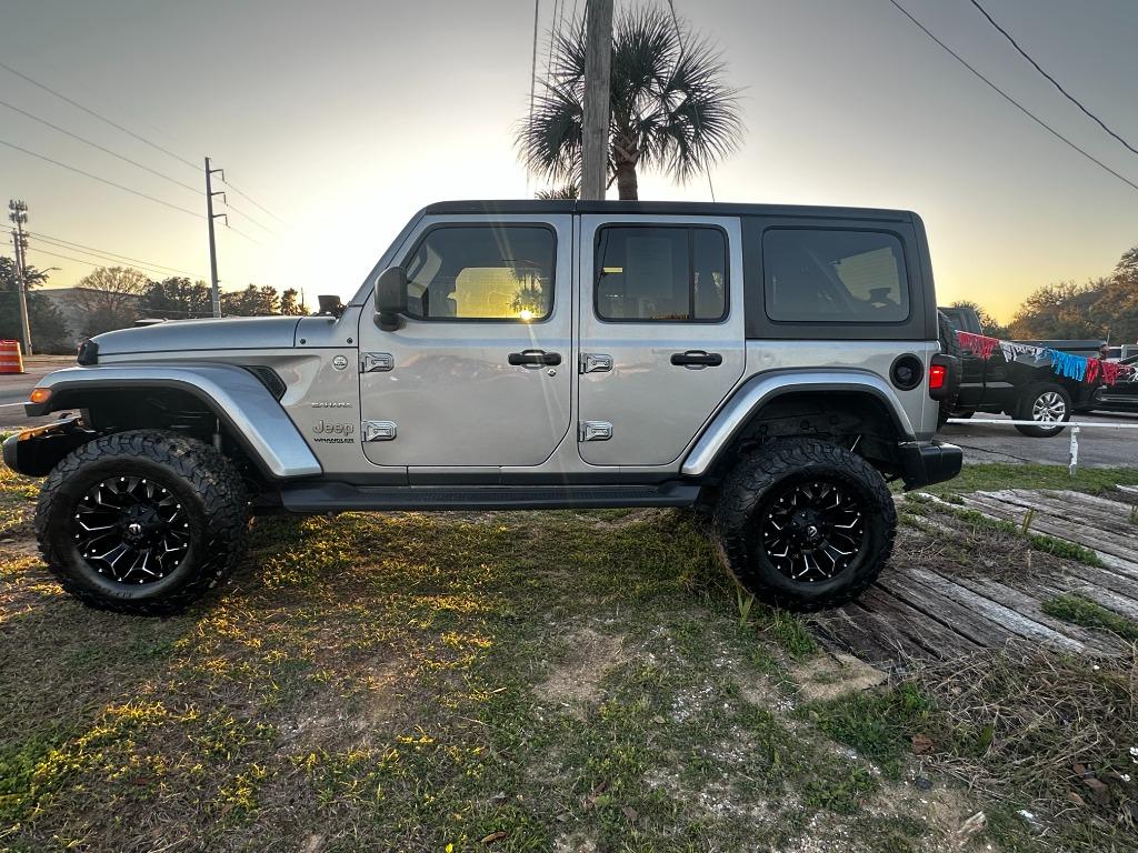 2018 Jeep All-New Wrangler Unlimited Sahara photo