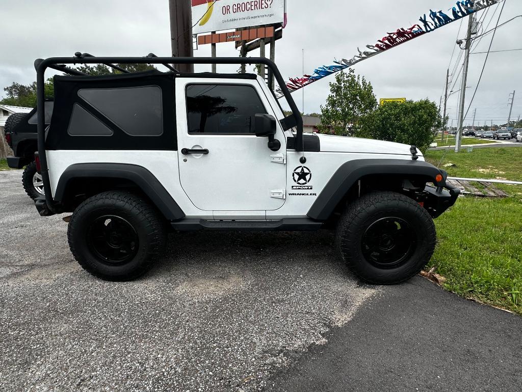 2016 Jeep Wrangler Sport photo