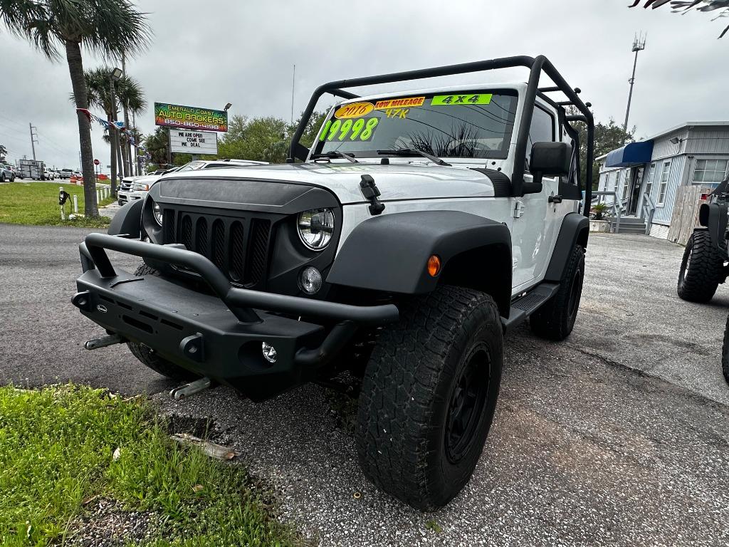 2016 Jeep Wrangler Sport photo