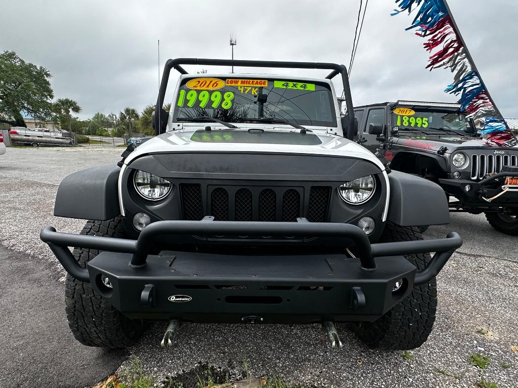 2016 Jeep Wrangler Sport photo