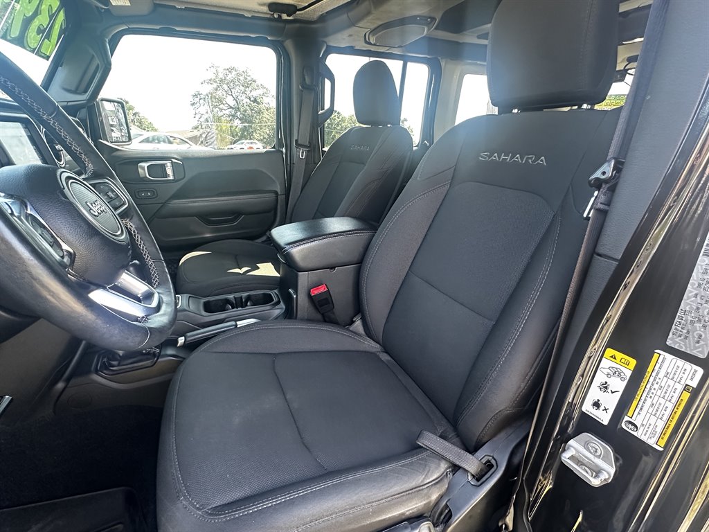 2018 Jeep All-New Wrangler Unlimited Sahara photo