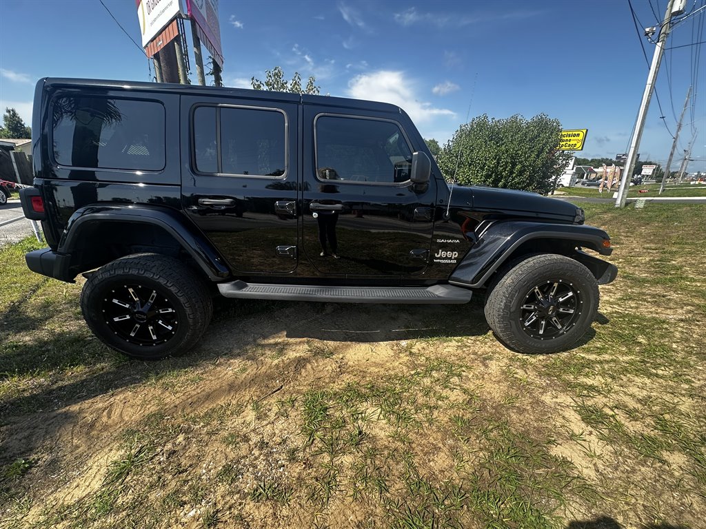 2018 Jeep All-New Wrangler Unlimited Sahara photo