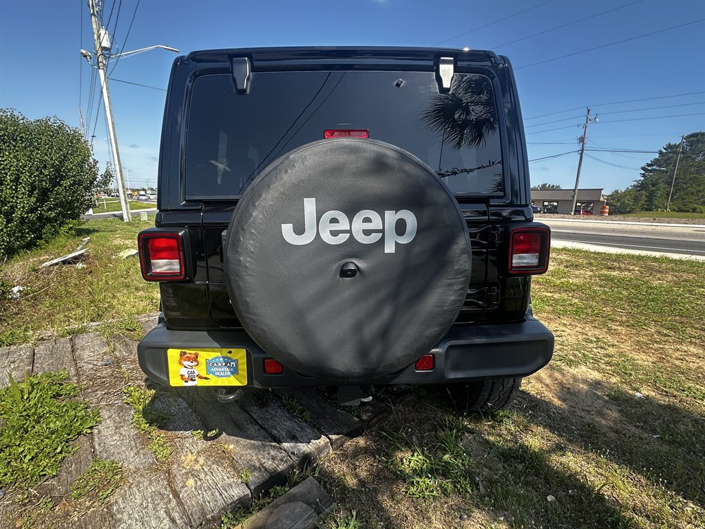 2018 Jeep All-New Wrangler Unlimited Sahara photo