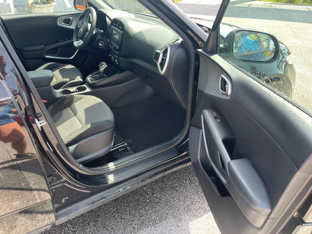 2021 Kia Soul LX photo