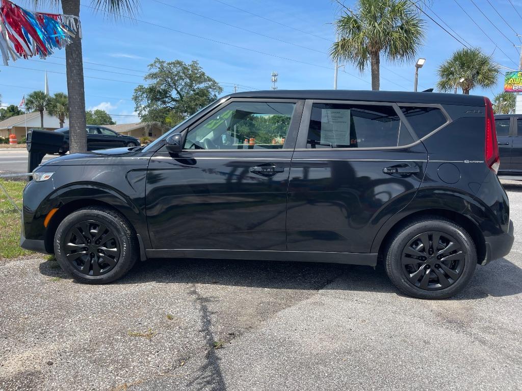 2021 Kia Soul LX photo