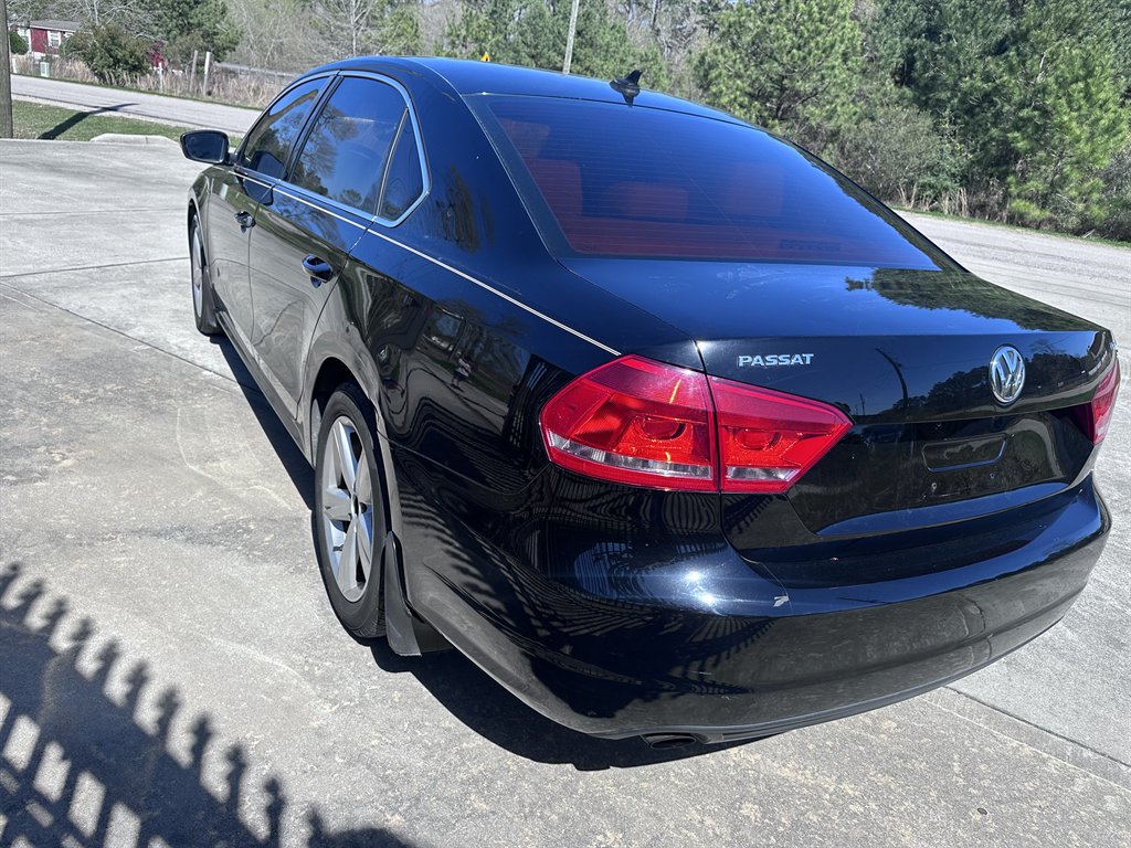 2015 Volkswagen Passat Limited Edition photo