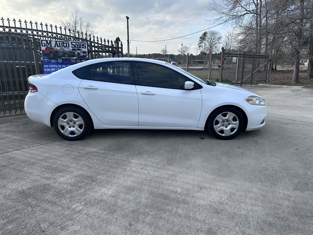 2016 Dodge Dart - $8,550
