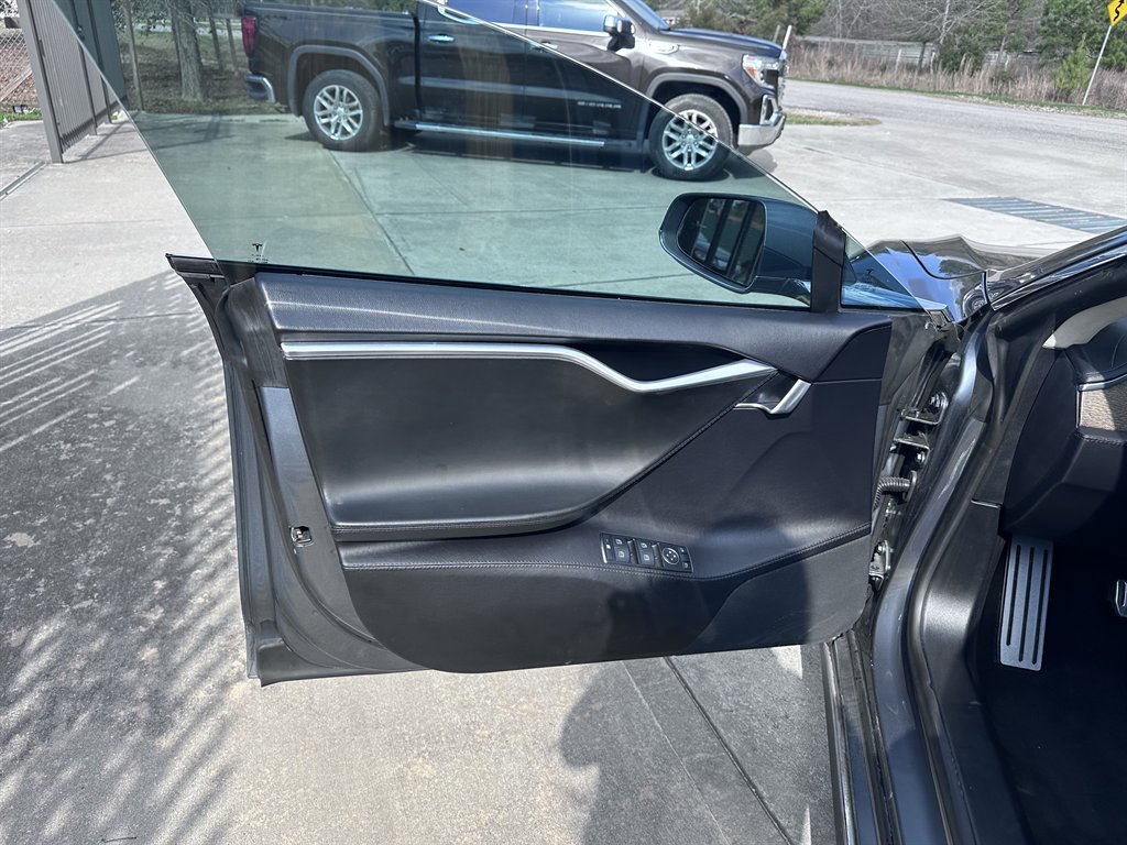2013 Tesla Model S - $19,500