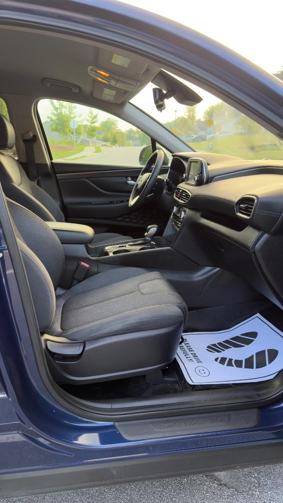 2019 Hyundai Santa Fe - $10,495