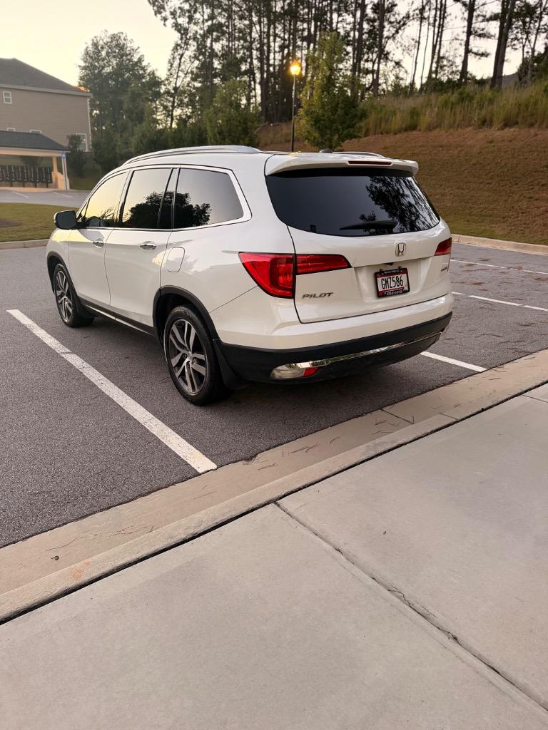 2016 Honda Pilot - $10,495