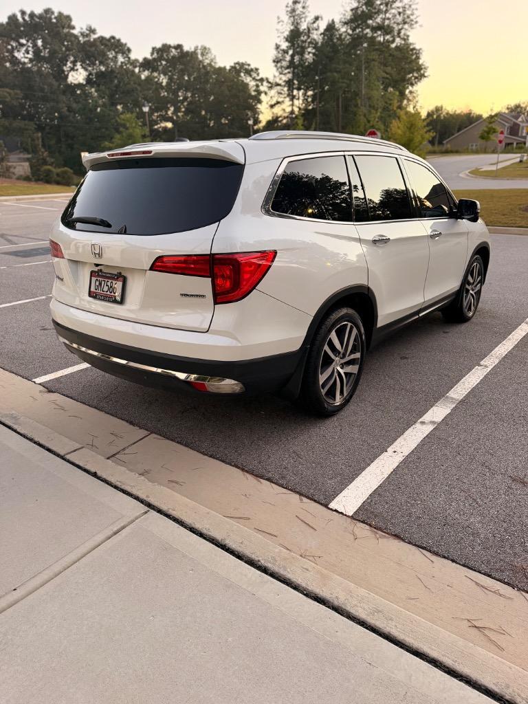 2016 Honda Pilot - $10,495