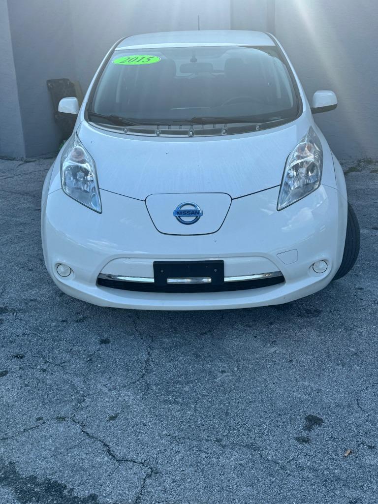 2015 Nissan LEAF S photo