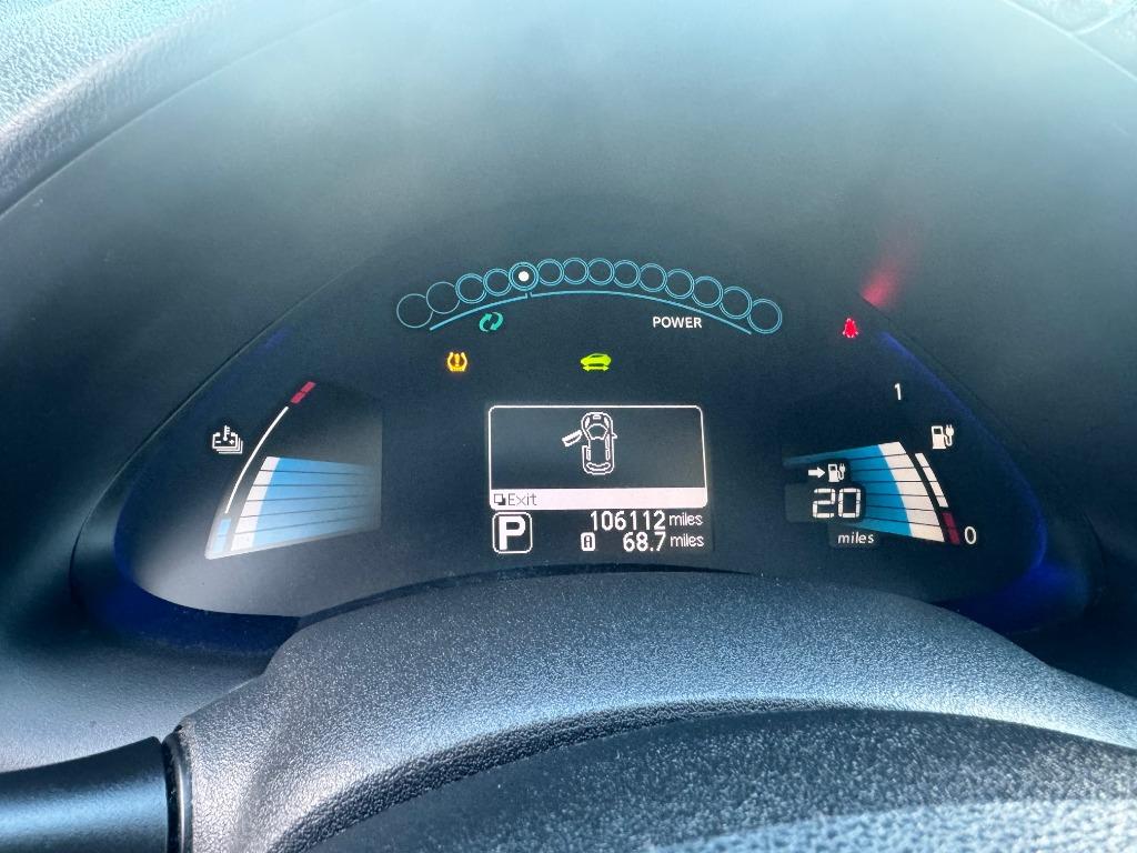 2015 Nissan LEAF S photo