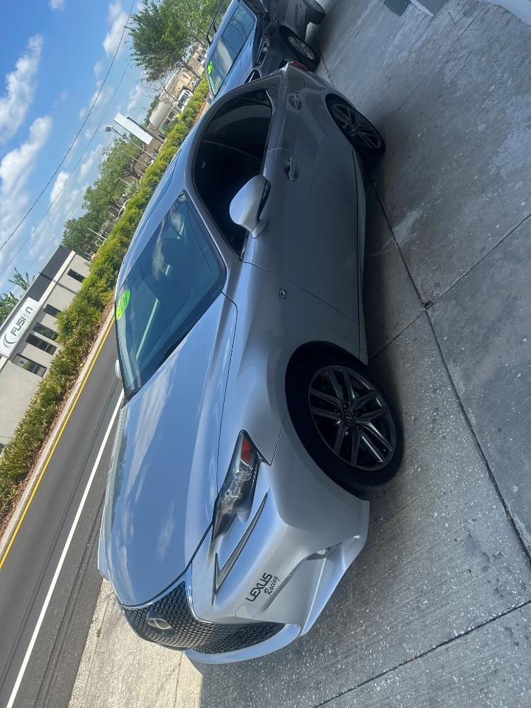 2016 Lexus IS 00t photo