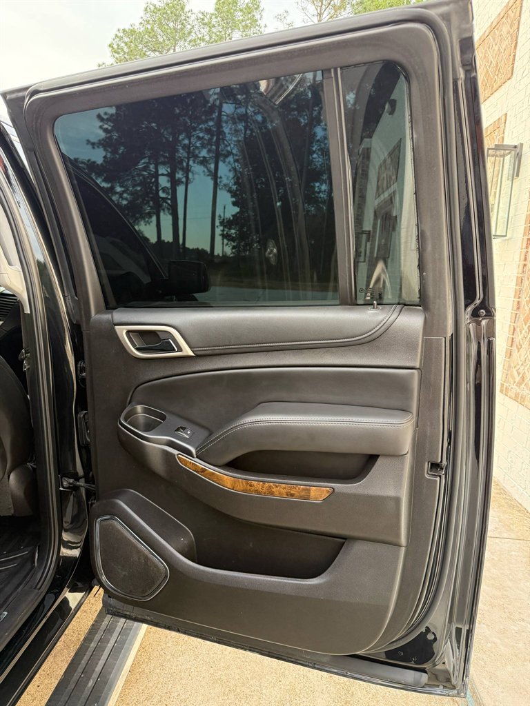 2016 GMC Yukon XL 1500 Denali photo