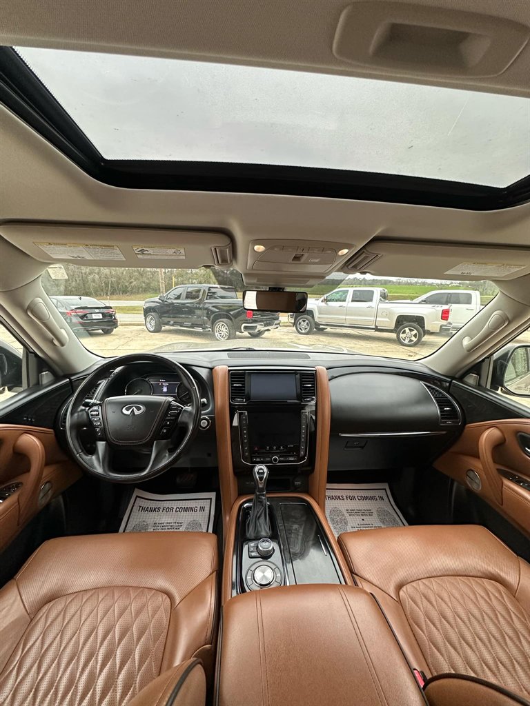 2020 Infiniti QX80 Luxe photo