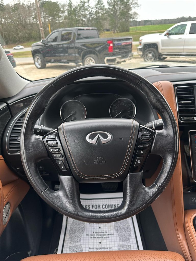 2020 Infiniti QX80 Luxe photo