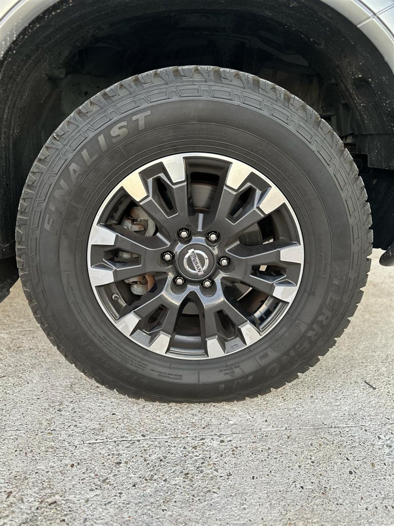 2019 Nissan Titan PRO-4x photo
