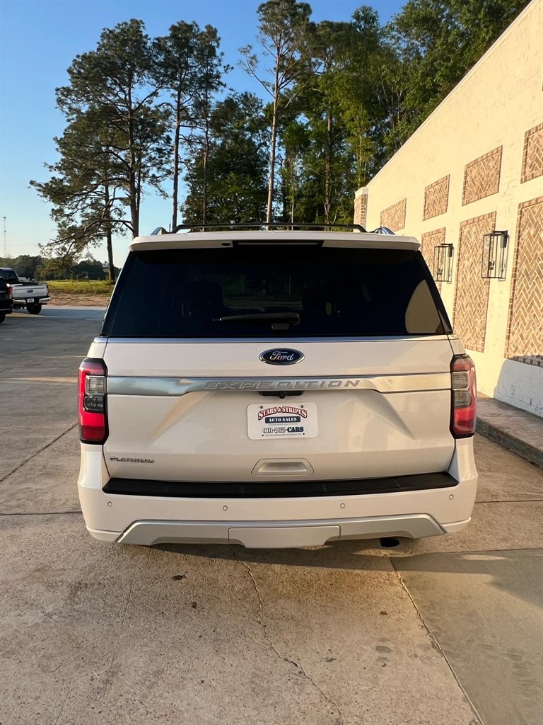 2019 Ford Expedition Platinum photo