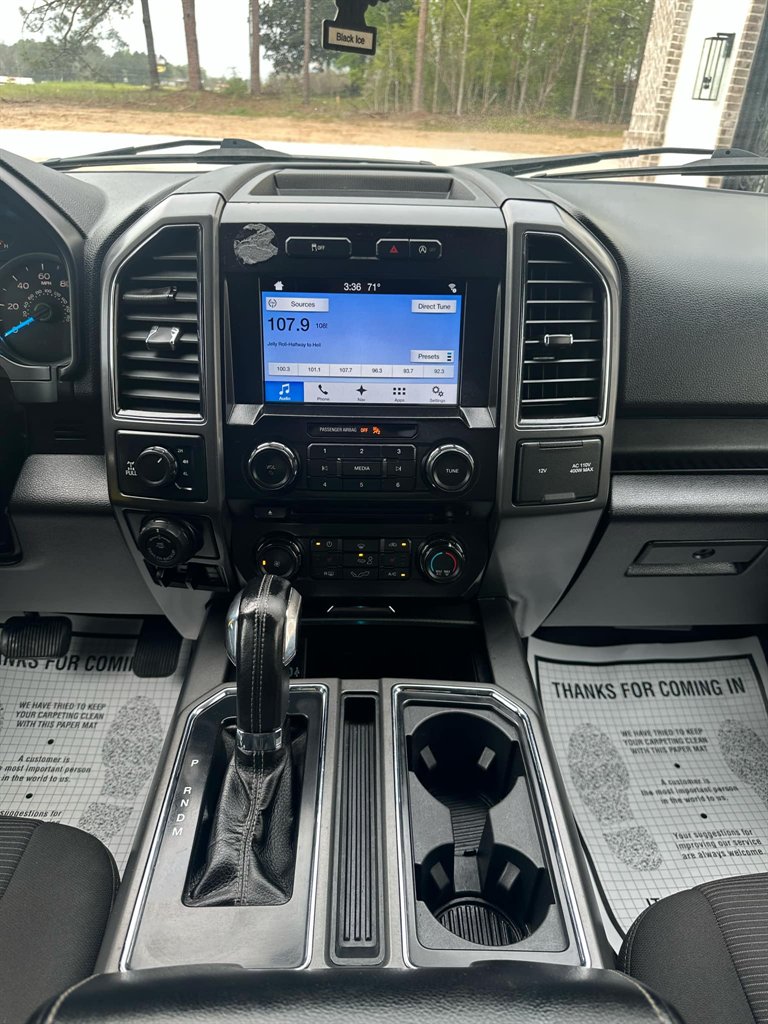 2017 Ford F150 XLT photo