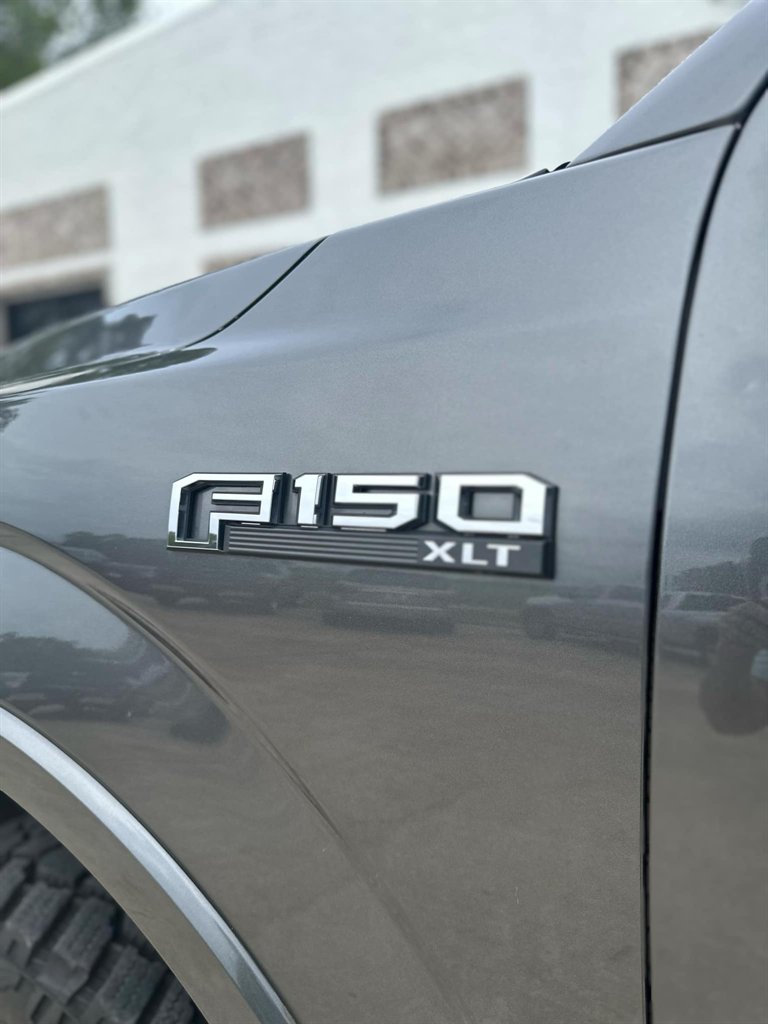 2017 Ford F150 XLT photo