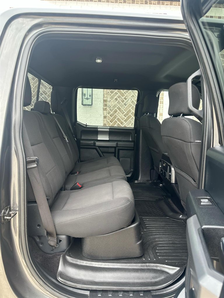 2017 Ford F150 XLT photo