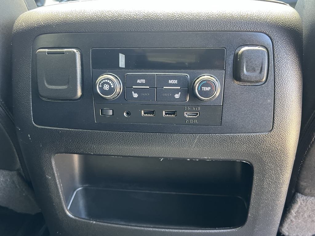 2019 GMC Yukon XL 1500 Denali photo