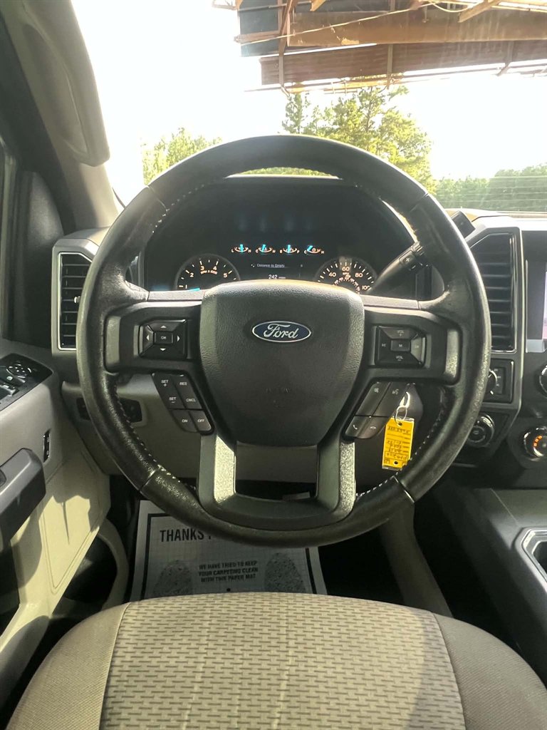 2019 Ford F150 - $25,900
