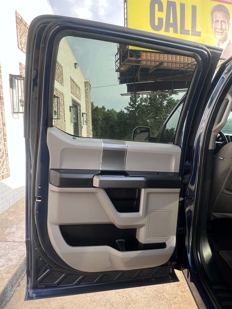 2019 Ford F150 - $25,900