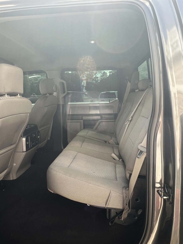 2019 Ford F150 - $22,900