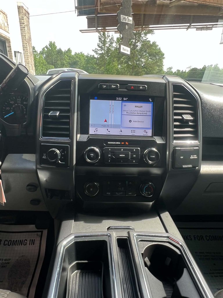 2019 Ford F150 - $22,900