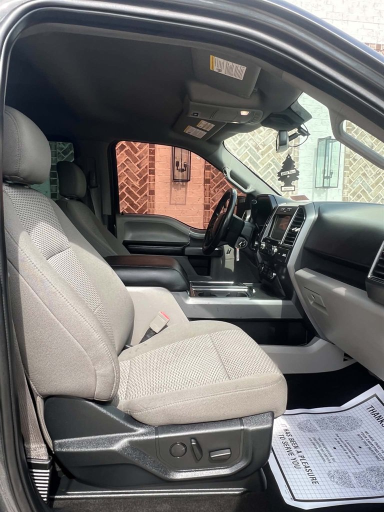 2019 Ford F150 - $22,900