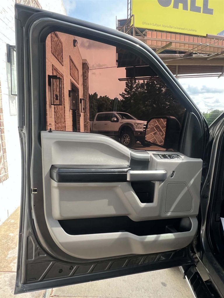 2019 Ford F150 - $22,900