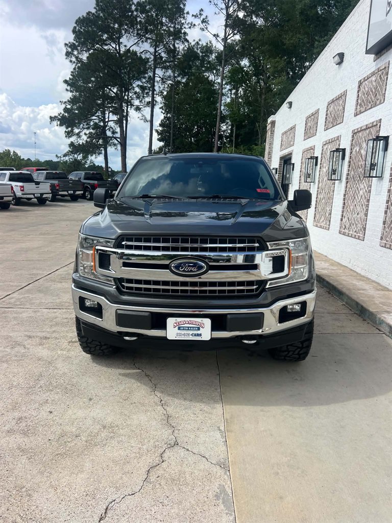 2019 Ford F150 - $22,900