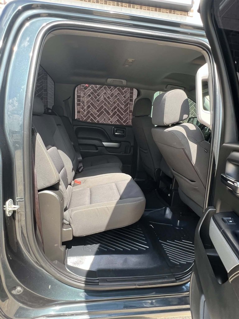 2017 Chevrolet Silverado - $22,900